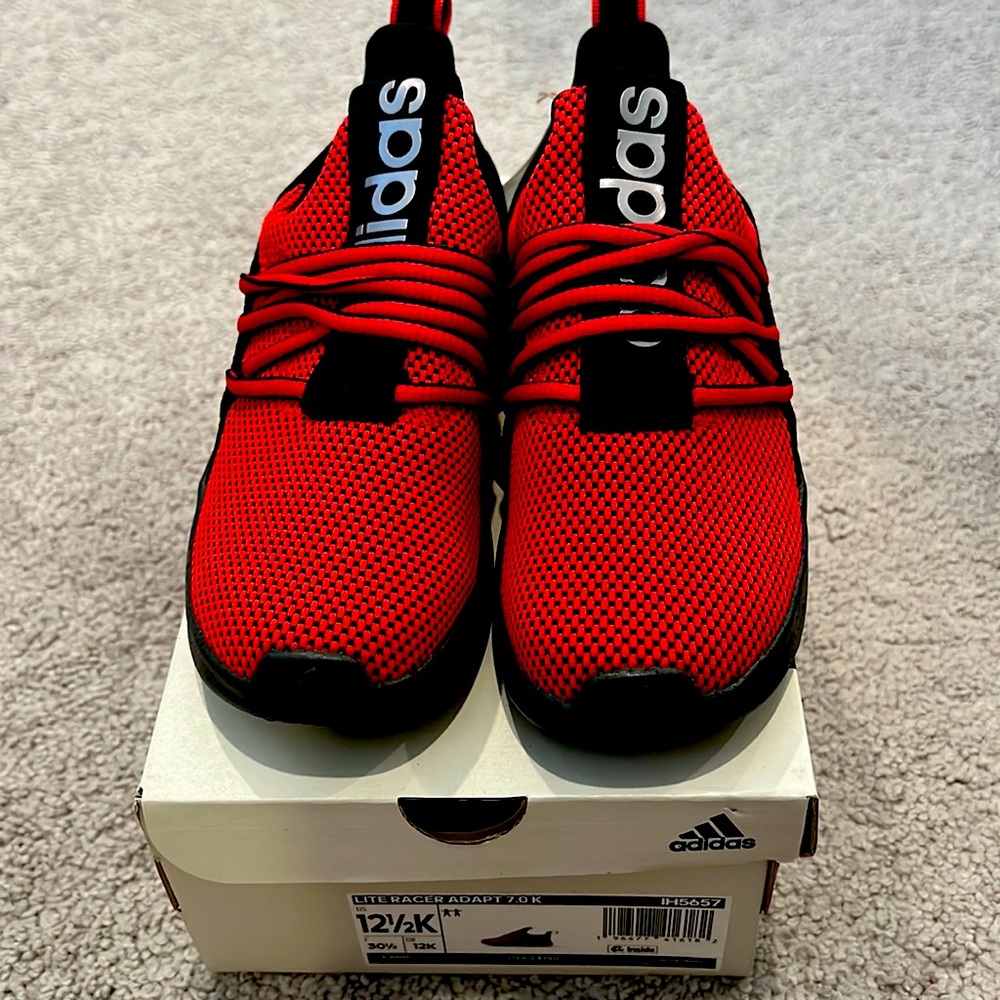 NWT Adidas Lite Racer Sneakers
